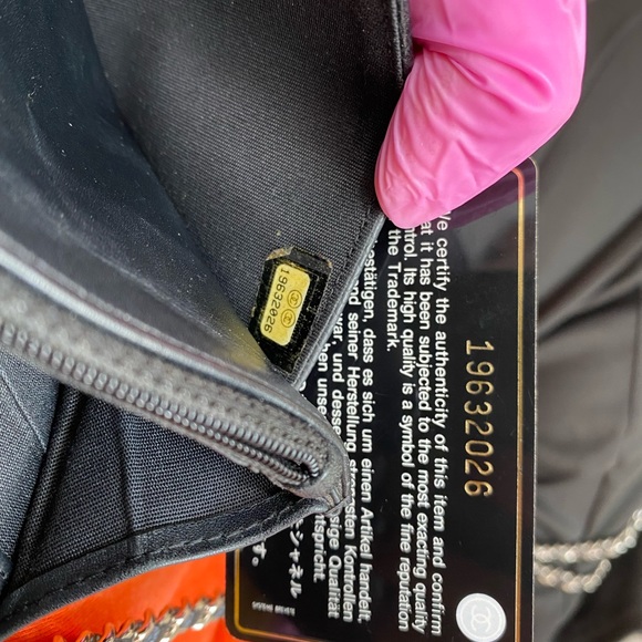 ❌SOLD ON E🅱️🅰️Y❌🌼 Chanel Caviar CC Timeless BLACK WOC With Card &dust bag SHW - Picture 17 of 17